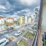 Apartment Spacieux T3 Moderne Avec Balcon 6 Pers, Hyper Centre
